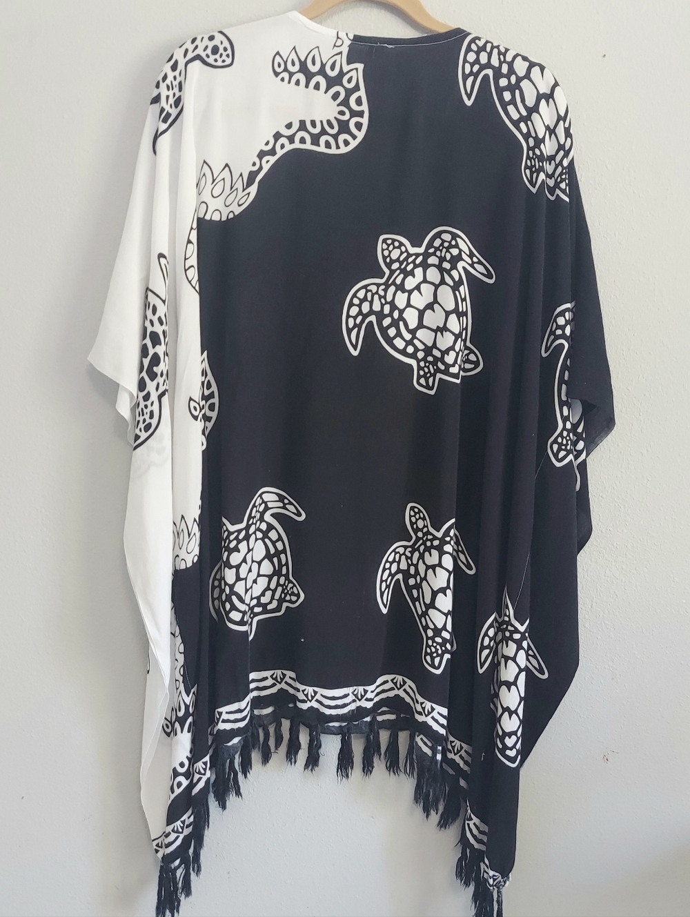 Sea Turtle Black And White Caftan Beach Swim Cover Up One Size - Picture 5 of 7